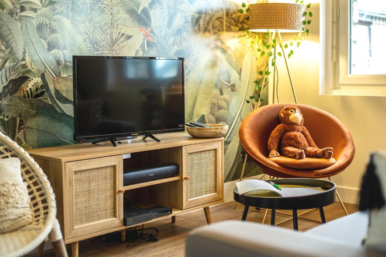 Suite Jungle - Jardin, Netflix Et Parking - Le Manoir Aux Pommes Orbec Екстер'єр фото